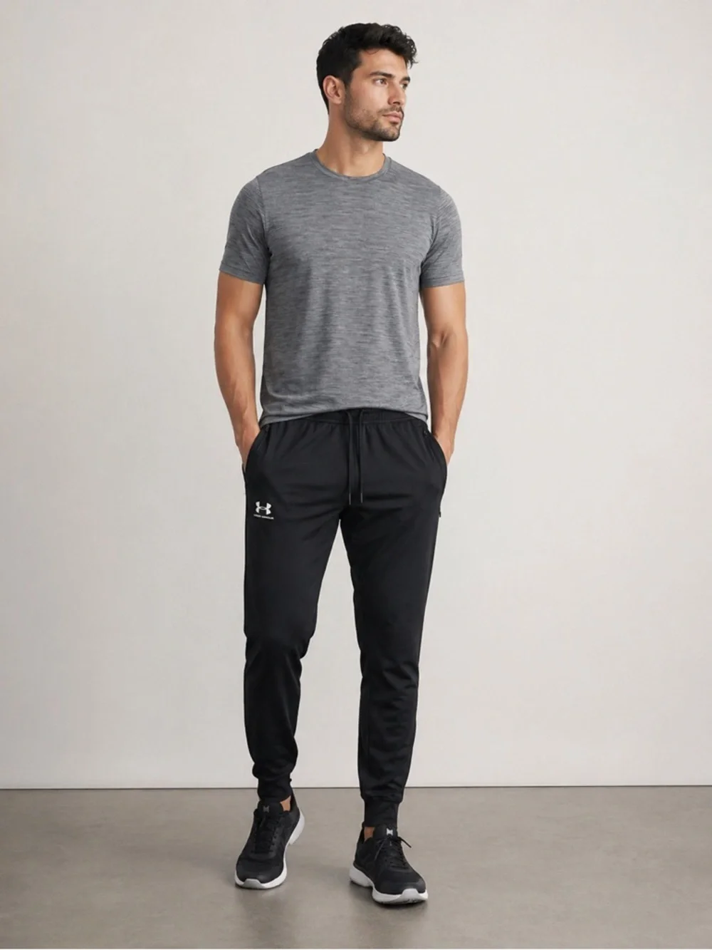 Under Armour Men’s Black Jogger Sweatpants Loose Fit Size M Zip Pockets - Picture 1 of 9